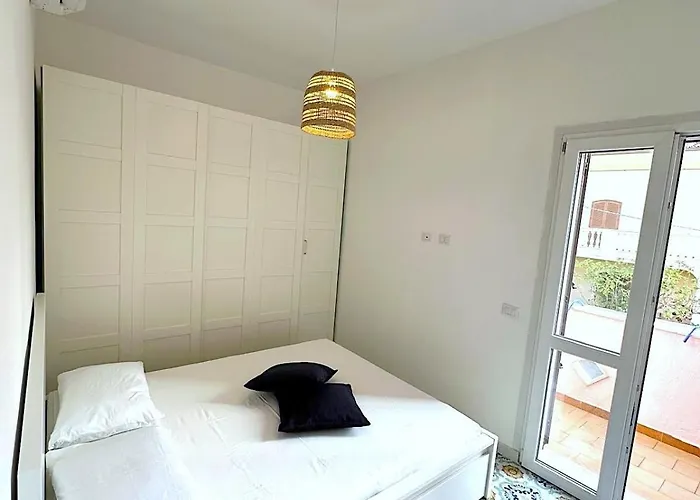 Salina Sea View شقة