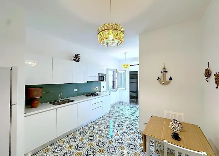 Salina Sea View تروبيا